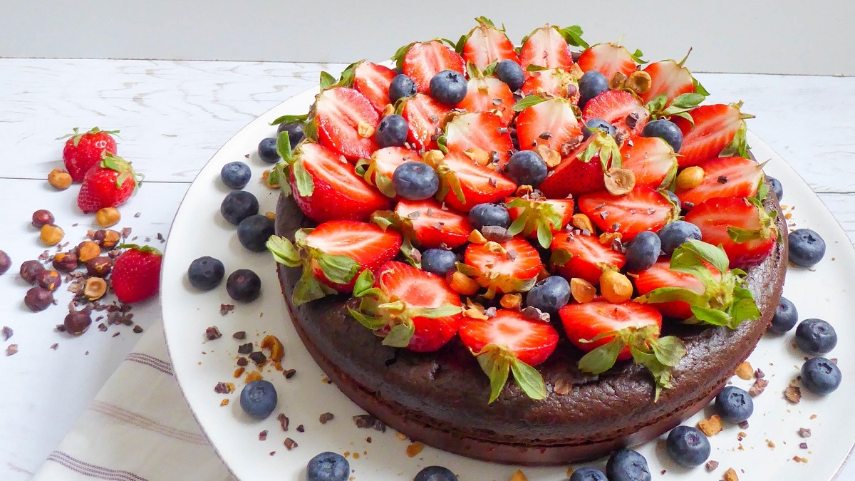 petróleo No es suficiente Noroeste Pastel de chocolate con frutas - Recetas Judias