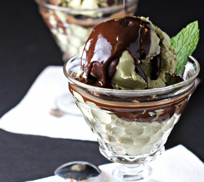 Helado Parve de Menta y Chispas de Chocolate - Recetas Judias